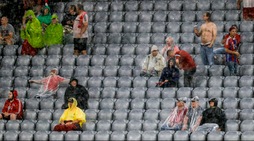 Bundesliga, nubifragio ad agosto: interrotta Bayern-Bayer