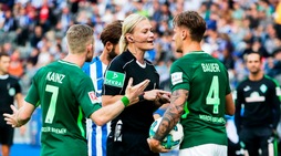 Bundesliga, prima volta in campo con un "fischietto" donna