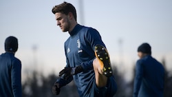 Juventus in campo a Vinovo: Buffon, Chiellini e Cuadrado ancora a parte