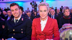 Che look la Pellegrini ai Collari d'Oro!