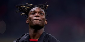 La matassa Leao: due agenti in lite, tre club in ballo, il papà e i 19 milioni da pagare allo Sporting