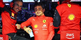 Singapore, una Ferrari in pole: Leclerc partirà davanti a tutti
