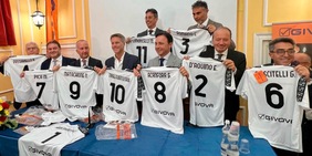 Emanuele Filiberto, un Savoia compra il Savoia: "Tre anni e siamo in C. Poi la B"