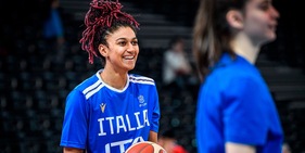 Jasmine Keys: “Con l’ironia ho vinto le sfide. Studio e amo i videogames”