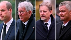 Funerali Sir Bobby Charlton, sfilata di vecchie glorie del Manchester United