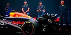 La Red Bull toglie il velo e sotto c’è pure Horner