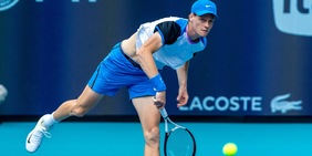 Sinner, ripartenza da Formula 1: l'analisi del derby con Vavassori