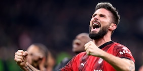 Milan, sul piatto ci sono 50 milioni per il sostituto di Giroud: tutti i nomi