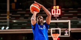 Sarr: "Vivo il presente e cerco il mio posto"