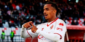 A Bari, pazzi per Dorval, il Cambiaso della Serie B