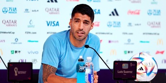 Suarez, precedenti Mondiali: il morso a Chiellini e Uruguay-Ghana