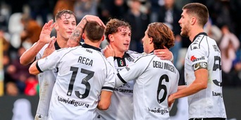 Spezia nel segno di Esposito, Bari forza 3. Vince anche la Cremonese