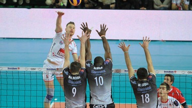 Macerata vince l'Euroderby. 3-0 a Piacenza