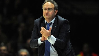 Basket Serie A, Cantù, Sacripanti ko in Coppa