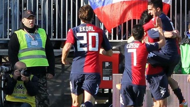 Cagliari, in mediana Viviani. In porta l'ipotesi Cragno