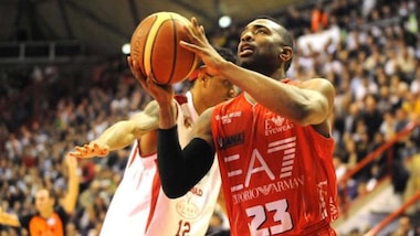 Hackett-Langford, Milano passa anche a Pistoia