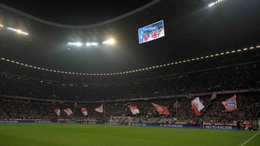 Striscione omofobo: chiuso settore stadio Bayern