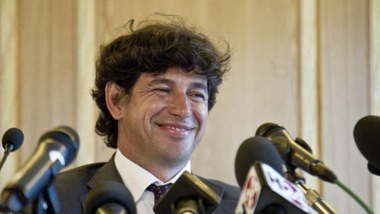 Presidente Figc, Albertini recupera in quota