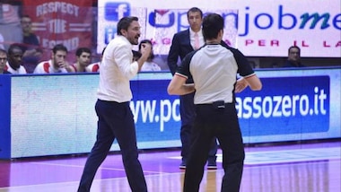 Basket Serie A, confermata la squalifica di Pozzecco
