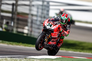 Sbk: Giugliano in pista con la Red Bull Honda a Lausitzring