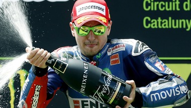 MotoGp, Lorenzo su Rossi: «È un pilota incredibile»