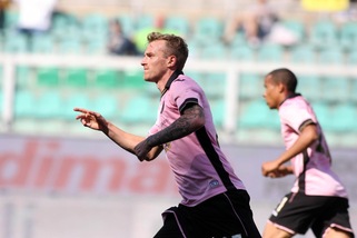 Goleada Palermo, 11 gol in amichevole