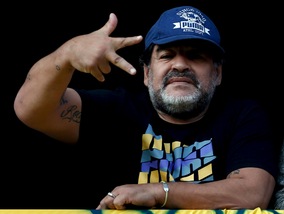 Maradona attacca il Napoli: «Non è solo colpa di Higuain»