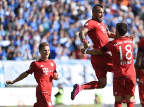 Bayern, che gol di Vidal! A segno anche Coman