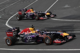 F1 Red Bull, Marko: «La Mercedes dominerà un altro anno»