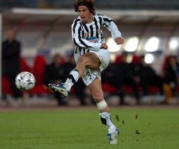 Tacchinardi: «Juventus, occhio: il Torino darà tutto nel derby. Ventura da Nazionale»