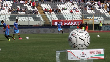 L'Aquila vince il derby: tris della Carrarese