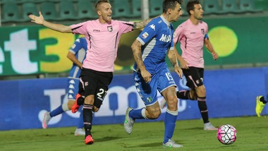 Palermo, parte il ritiro. In gruppo c'è Rigoni