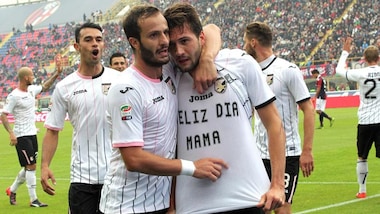 Bologna-Palermo 0-1: festa Vazquez, il gol è per la mamma