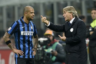 Mancini: Scudetto? Fiorentina, Inter, Napoli, Roma e...Juve