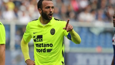 Verona, Pazzini-Sala si allenano col gruppo