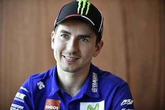 MotoGp, Lorenzo: «Voglio rinnovare con Yamaha»