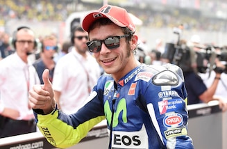 Motgp, “Marquez mi ha tagliato le gambe”. La verità di Valentino Rossi