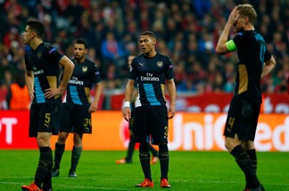 Arsenal e la maledizione della maglietta blu