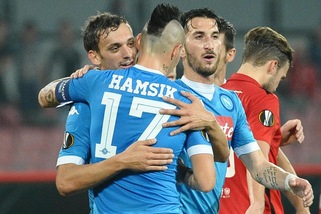 Europa League, Napoli-Midtjylland 5-0: doppietta di Gabbiadini, azzurri ai sedicesimi