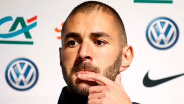 Scandalo Benzema, il Real: «Fiducia in Karim»