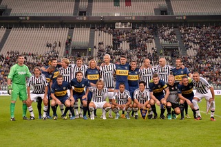 Boca Juniors-Juventus, le leggende in campo per beneficenza