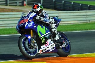 MotoGP, Lorenzo da record a Valencia, per Rossi è dura