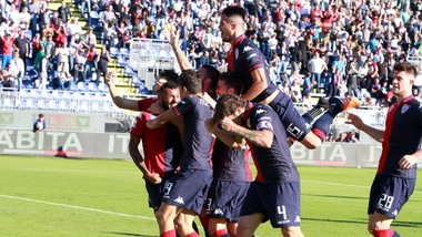 Risultati Serie B: Cagliari solo in testa, il Novara fa sognare