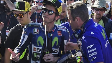 MotoGp, Rossi a Ezpeleta: «Che ti avevo detto giovedì? Che schifo...»