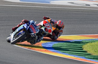 MotoGP, Honda replica a Rossi: "Accuse inaccettabili"