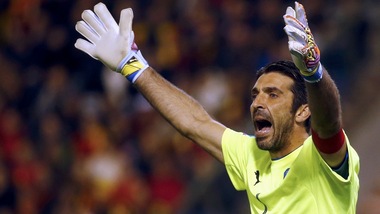Euro 2016, Buffon: «Spero che Conte ci sia anche dopo gli Europei»