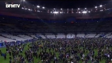 Parigi, panico allo Stade de France