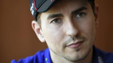 Attentati Parigi, Lorenzo: «Quello che è accaduto è orribile»