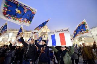 Torino, tutti sotto la Mole per la Francia