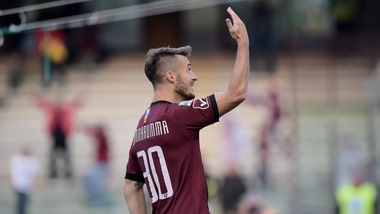 Salernitana-Novara 1-0, tre punti a firma di Donnarumma